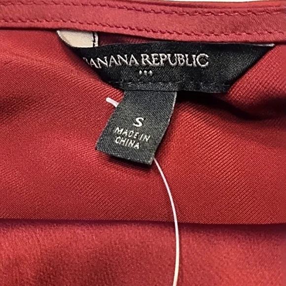Banana Republic  NWT,Satin Camisole/Tank Top Size Small - Picture 3 of 6
